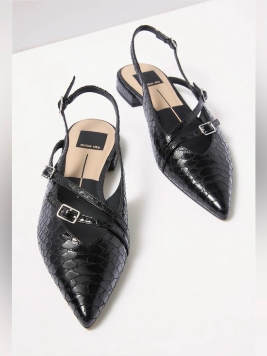 Dolce Vita Pamla Midnight Snake Embossed Pointed Toe
Black Flat size 6 - Picture 2 of 8